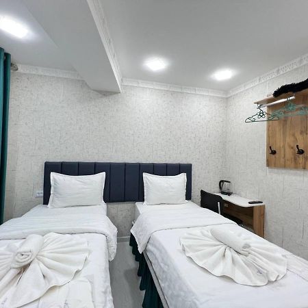 Tashkent Hotel Buitenkant foto