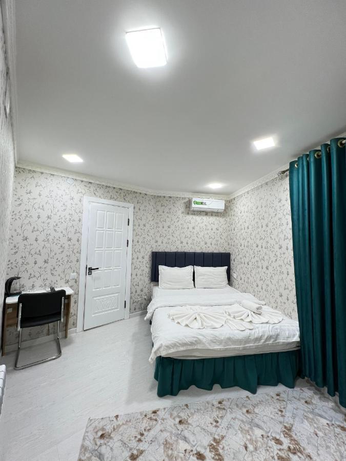 Tashkent Hotel Buitenkant foto