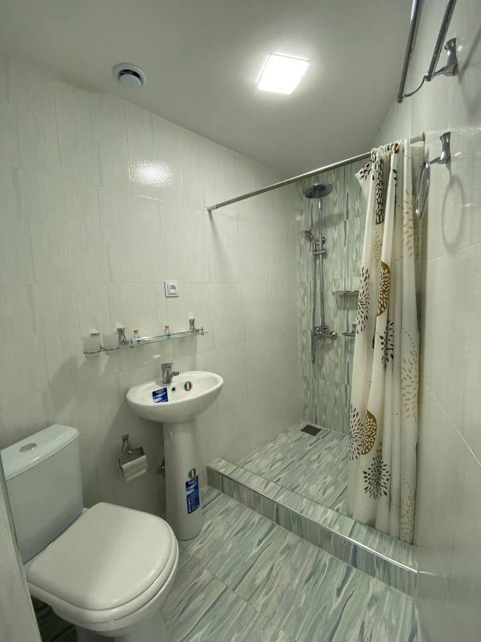 Tashkent Hotel Buitenkant foto