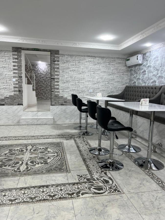 Tashkent Hotel Buitenkant foto